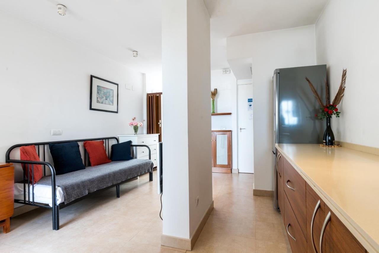 Holi-Rent Apartamento Resitur Sevilla Dış mekan fotoğraf